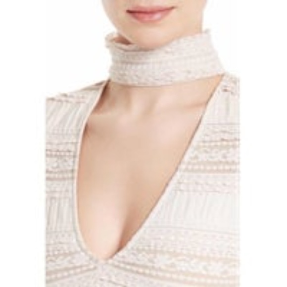 NWOT Cinq a Sept Lace Cutout Top - Picture 2 of 2